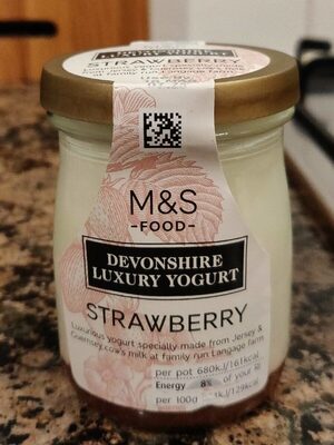 Devonshire Luxury Strawberry Yogurt